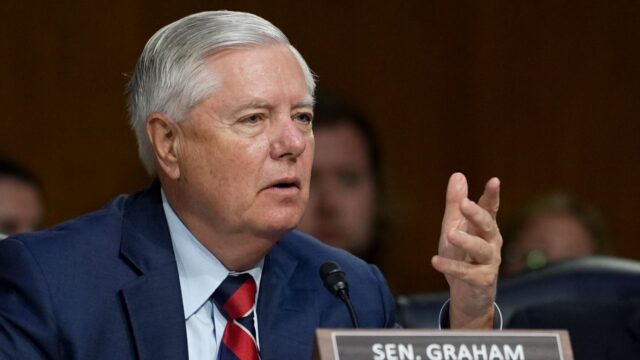 Двопартійна підтримка санкційного законопроєкту в США: нові можливості для України “Пекельні санкції” Грема можуть ухвалити у вересні: у Зеленського оцінили шанси