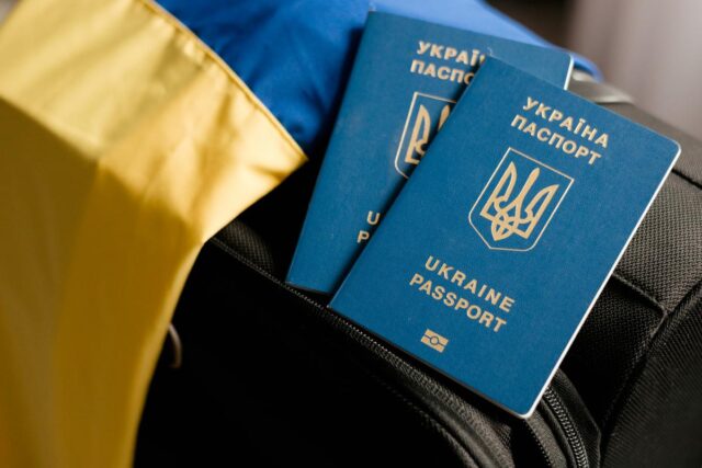 Євросоюз зможе висилати українців навіть попри захист: кого це стосуватиметься Євросоюз-зможе-висилати-українців-навіть-попри-захист:-кого-це-стосуватиметься