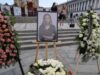 Прощання з журналісткою Вікторією Рощиною: пам’ять про героїзм і боротьбу Єсипенко:-на похованні Вікторії-Рощиної-я дав собі обіцянку
