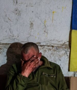 ПТСР-не-дорівнює-агресії:-як-допомогти-людині-у-кризовому-стані-й-не-нашкодити ПТСР-не-дорівнює-агресії:-як-допомогти-людині-у-кризовому-стані-й-не-нашкодити