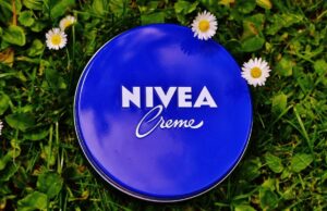 Для чого насправді потрібен класичний крем Nivea у синій баночці: пояснення дерматологині Для-чого-насправді-потрібен-класичний-крем-nivea-у-синій-баночці:-пояснення-дерматологині