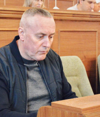Депутат Волиньради складає мандат через підозру у справі про хабар на 140 тисяч доларів Депутат-Волиньради-складає-мандат-через-підозру-у-справі-про-хабар-на-140-тисяч-доларів
