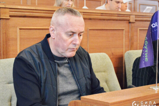 Депутат Волиньради складає мандат через підозру у справі про хабар на 140 тисяч доларів Депутат-Волиньради-складає-мандат-через-підозру-у-справі-про-хабар-на-140-тисяч-доларів
