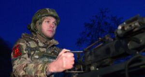 Київ під атакою дронів: серія вибухів у столиці 29 серпня У Києві пролунали вибухи, місто під ударом дронів