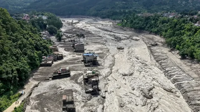 У Непалі зросла кількість зниклих безвісти українців, — МЗС У Непалі зросла кількість зниклих безвісти українців, — МЗС
