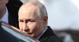 Путін порівняв війну з природою під час розмови з учителем Харчовий ланцюг: “зоолог” Путін пов’язав війну в Україні з косатками та ведмедями