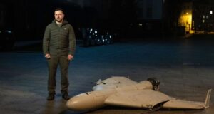 Зеленський про атаки дронів: Тактика Росії на виснаження українців Радіо-Свобода-weekly:-Зеленський-заявив,-що-ППО-вже-восени-має-збивати-понад-90%-реактивних-«шахедів»