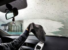 Звичайна картопля допоможе позбутися запотілих вікон у машині: як це працює Звичайна-картопля-допоможе-позбутися-запотілих-вікон-у-машині:-як-це-працює