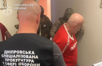 У військового вимагали 20 тисяч доларів за переведення в тил У військового вимагали 20 тисяч доларів за переведення в тил