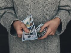 Скільки коштуватимуть 100 доларів: прогноз банкіра на вересень Скільки-коштуватимуть-100-доларів:-прогноз-банкіра-на-вересень
