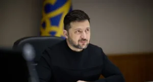 Зеленський анонсував посилення відповідальності для організаторів шахрайських кол-центрів Зеленський анонсував посилення відповідальності для організаторів шахрайських кол-центрів