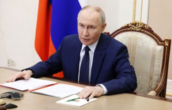 Путін про удари по Україні: «Нам потрібні переговорники» “Потрібні переговорники”. Путін заявив, що Росія уникає ударів по керівництву України