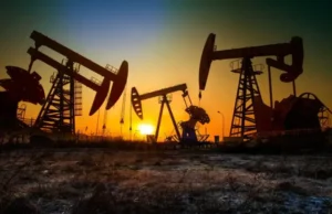 Ціни на нафту зростають після ударів США та Ірану Нафта-продовжує-дорожчати-після-нових-ударів-США-та-Ірану