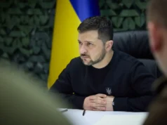 Зеленський вимагає кадрових рішень після стрілянини між СБУ та ГУР у Києві Стріляти-можна-тільки-в-окупантів-–-Зеленський-назвав-інцидент-між-СБУ-та-ГУР-ганебним,-вимагає.