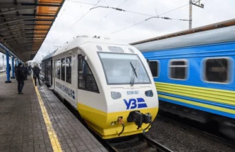 УЗ нагадала про 8 років тюрми за фото з потяга чи станції УЗ нагадала про 8 років тюрми за фото з потяга чи станції