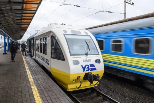 УЗ нагадала про 8 років тюрми за фото з потяга чи станції УЗ нагадала про 8 років тюрми за фото з потяга чи станції