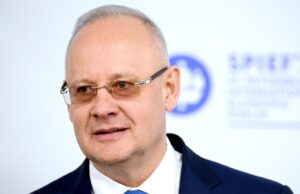 В Україні відбулися масові протести проти підвищення тарифів на комунальні послуги У Путіна стверджують, що літати в Росію попри дрони України безпечно