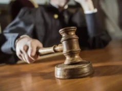 Агентка російської розвідки отримала 15 років за підпали авто військових України Координувала-підпали-авто-військових-України-–-агентка-гру-рф-отримала-15-років-в'язниці