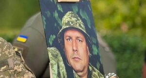 Прощання з Захисником України Олександром Яковинцем у Нововолинську Нововолинська-громада-назавжди-попрощалася-з-Героєм-Олександром-Яковинцем