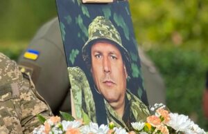 Прощання з Захисником України Олександром Яковинцем у Нововолинську Нововолинська-громада-назавжди-попрощалася-з-Героєм-Олександром-Яковинцем