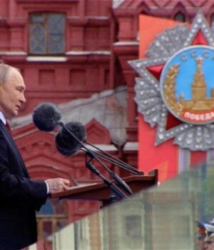 «$200-мільярдів-за-«Антиросію»:-як-Кремль-намагається-виправдати-агресію-проти-України
