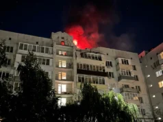 Російська атака на багатоповерхівку в Борисполі: дві жінки госпіталізовані росія-атакувала-багатоповерхівку-в-Борисполі-–-там-пожежа,-двох-жінок-госпіталізували