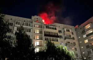 Російська атака на багатоповерхівку в Борисполі: дві жінки госпіталізовані росія-атакувала-багатоповерхівку-в-Борисполі-–-там-пожежа,-двох-жінок-госпіталізували