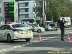 Розтрощені автівки та перекритий рух: у Луцьку – ДТП Розтрощені-автівки-та-перекритий-рух:-у-Луцьку-–-ДТП
