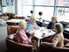 Один тип їжі, від якого лікарі радять відмовитися після 60: він прискорює старіння Один-тип-їжі,-від-якого-лікарі-радять-відмовитися-після-60:-він-прискорює-старіння