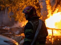 Три загиблих внаслідок удару дрону в Чугуєві Російський дрон ударив по будинку на Харківщині та вбив трьох людей, серед них дитина