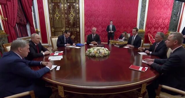 У Кремлі прокоментували зустріч Путіна з представниками Трампа У-Кремлі-прокоментували-зустріч-Путіна-з-представниками-Трампа