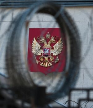 «Пастка-для-кримчанок».-Жінки-зникають-після-прибуття-в-аеропорт-у-Сочі