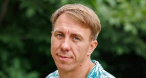 Відомий український актор розповів про роботу з росіянами до війни: “Мені соромно” Відомий-український-актор-розповів-про-роботу-з-росіянами-до-війни:-“Мені-соромно”