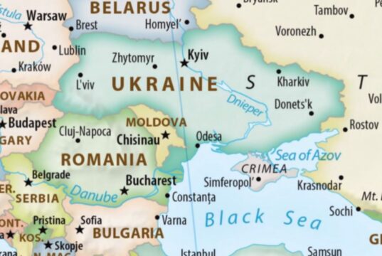 Україна відмовилася підтримати резолюцію ООН через картографічну проєкцію Нова карта світу від ООН “відрізала” Крим: Україна виступила проти