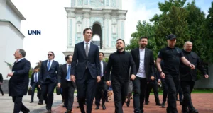 Зеленський розпочав переговори зі спецпредставниками Трампа у Києві Зеленський-розпочав-переговори-зі-спецпредставниками-Трампа-у-Києві