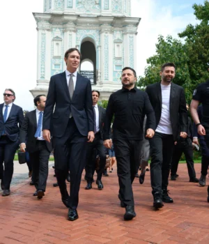 Зеленський-розпочав-переговори-зі-спецпредставниками-Трампа-у-Києві