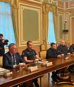 photo_2026_09_06_17_21_52.webp Зеленський зробив заяву після першого раунду перемовин зі спецпредставниками Трампа