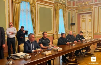 Зеленський зробив заяву після першого раунду перемовин зі спецпредставниками Трампа Зеленський зробив заяву після першого раунду перемовин зі спецпредставниками Трампа