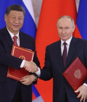 Держкомпанія Китаю таємно передала Росії хімікати для виробництва дронів, – Politico