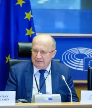 Єврокомісар:-"Корінні-причини"-війни-рф-проти-України-–-це-сам-путін Єврокомісар:-"Корінні-причини"-війни-рф-проти-України-–-це-сам-путін