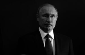 Переговори США з Україною: спроби завершити війну до зими Радіо-Свобода-weekly:-Путін,-як-стверджують,-боїться,-що-його-повісять-за-війну-проти-України