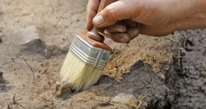 Пролежав у пісках 3200 років: знайдений артефакт вказав шлях до легендарного втраченого міста Пролежав-у-пісках-3200-років:-знайдений-артефакт-вказав-шлях-до-легендарного-втраченого-міста