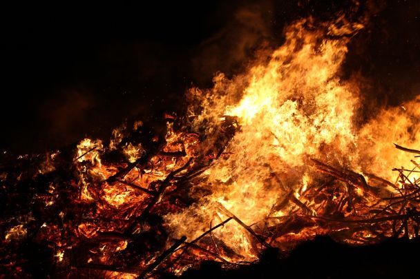РФ вдарила бойовим дроном по багатоповерхівці у Харкові: перші подробиці РФ-вдарила-бойовим-дроном-по-багатоповерхівці-у-Харкові:-перші-подробиці
