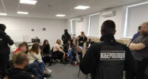 В Україні винесли 18 вироків у справах про шахрайські кол-центри В Україні винесли 18 вироків у справах про шахрайські кол-центри