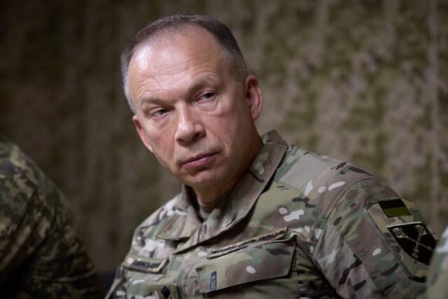 Мають різні смаки з Драпатим: який годинник обрав ексголовком ЗСУ Сирський Мають-різні-смаки-з-Драпатим:-який-годинник-обрав-ексголовком-ЗСУ-Сирський
