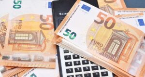 Кабмін передав до ВР ще три законопроєкти для отримання міжнародної допомоги Кабмін-передав-до-ВР-ще-три-законопроєкти-для-отримання-міжнародної-допомоги