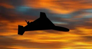 У Києві дрон атакував АЗС поблизу ТРЦ Respublika, троє постраждалих У-Києві-росіяни-вдарили-дроном-по-АЗС-поблизу-ТРЦ-respublika-–-є-постраждалі