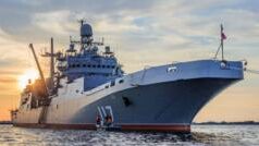 Україна завдала удару по найбільшому десантному кораблю РФ у Новоросійську Україна-заявила-про-ураження-найбільшого-десантного-корабля-РФ-біля-Новоросійська.-Чим-він-особливий