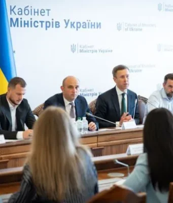 Кабмін готує для бізнесу кредити до 1 млрд гривень на тлі атак РФ Кабмін готує для бізнесу кредити до 1 млрд гривень на тлі атак РФ