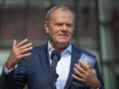 Польща попереджає про можливі атаки Росії на прикордонні пункти з Україною Туск: Польща очікує атак РФ по прикордонних пунктах пропуску
